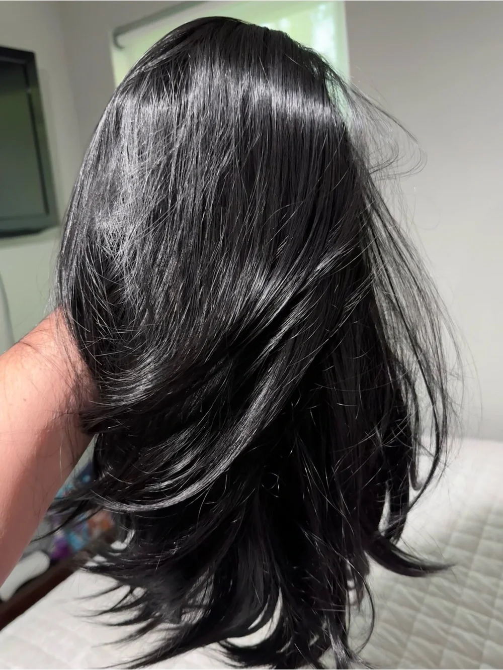 Chelsey Smith Crowns Miley Black Straight Layered Women's Wig